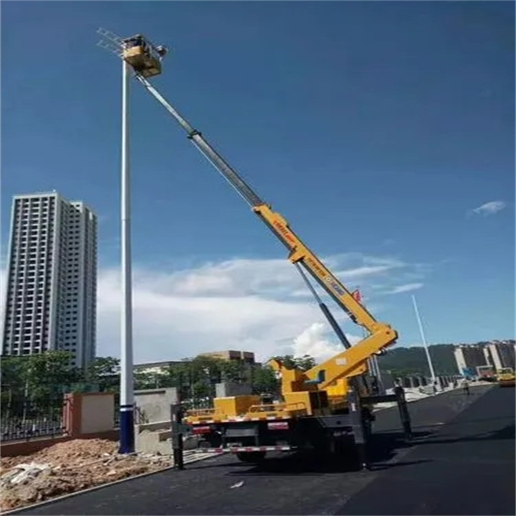 许昌维修路灯的曲臂升降车出租