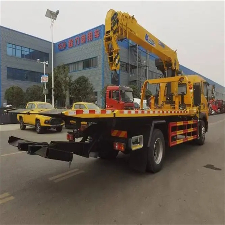 许昌附近小随车吊出租电话，轻松解决搬运烦恼